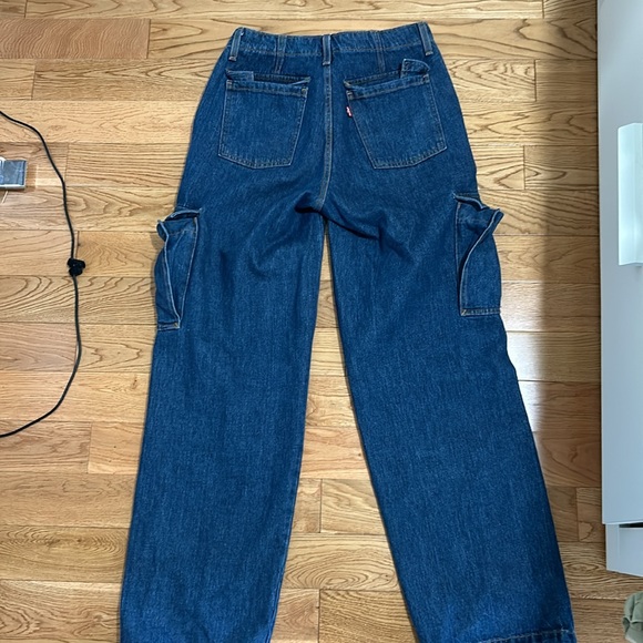 Levi 90s Baggy Cargo Jeans - Picture 4 of 5